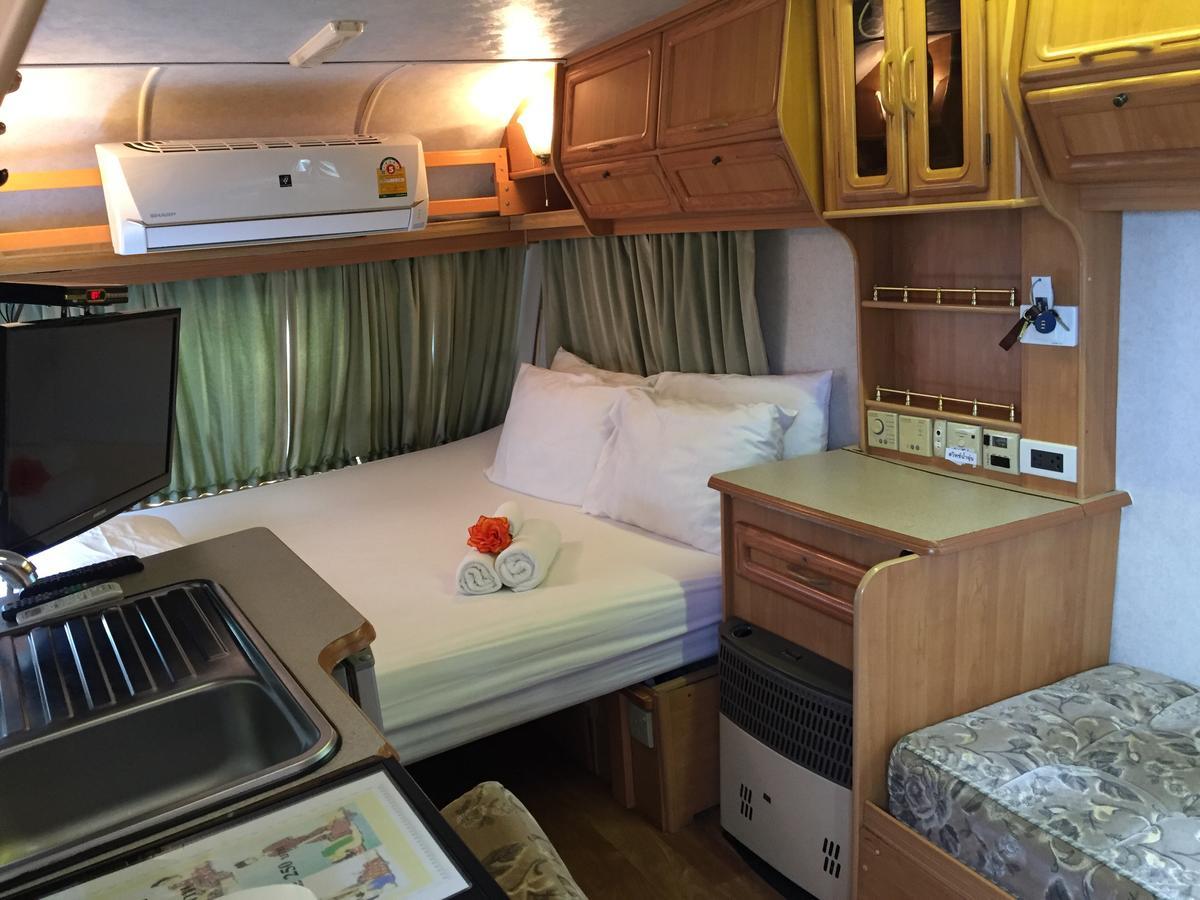 Loft Caravan Resort Хаадчаосамран Екстер'єр фото